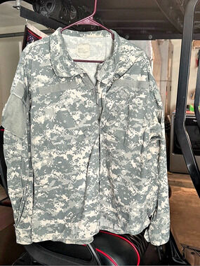 US Military ACU Jacket OCP UCP Digital Camo Combat Shirt Large